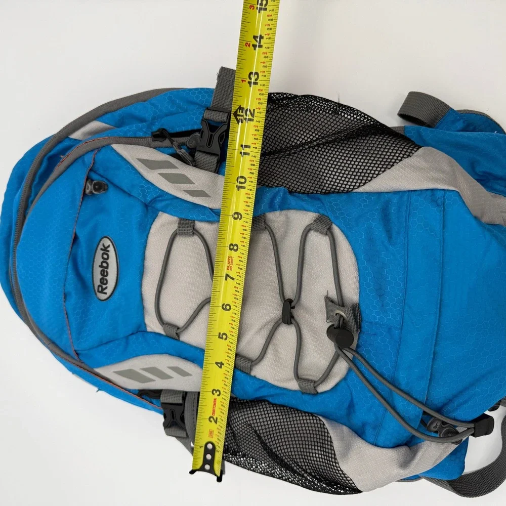 Reebok Hydration Backpack Unisex Large Blue Grey Hiking Trail Running 2L Bladder